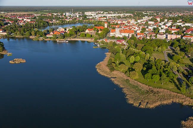 Szczytno, panorama miasta widoczna od strony W przez jezioro Domowe Duze EU, Pl, Warm-Maz. Lotnicze.